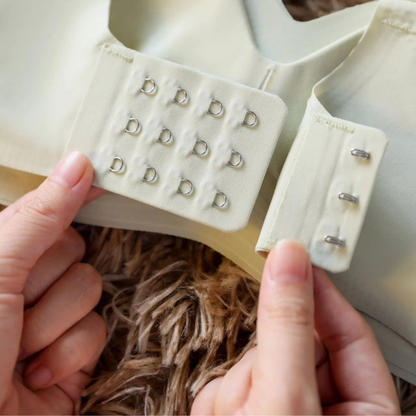 Jelly Bra™ - Seamless Deep V Push-Up Wireless Bra